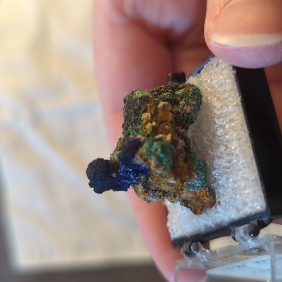 Azurite on malachite raw crystal - Picture 4 of 4